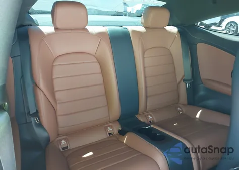 2022 Mercedes-Benz C 300 Coupe z USA, uszkodzony, nr VIN W1KWJ8DBXNG111970